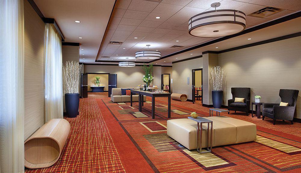 Courtyard Grand Rapids Downtown Hotel Ngoại thất bức ảnh