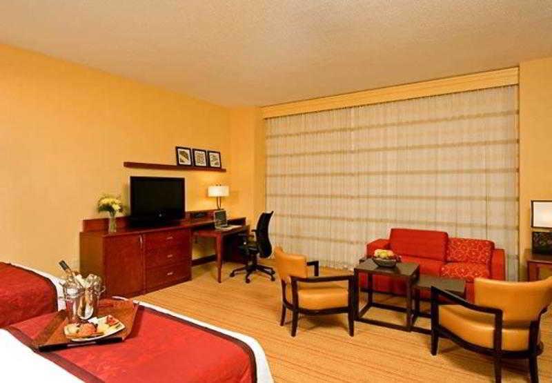 Courtyard Grand Rapids Downtown Hotel Ngoại thất bức ảnh
