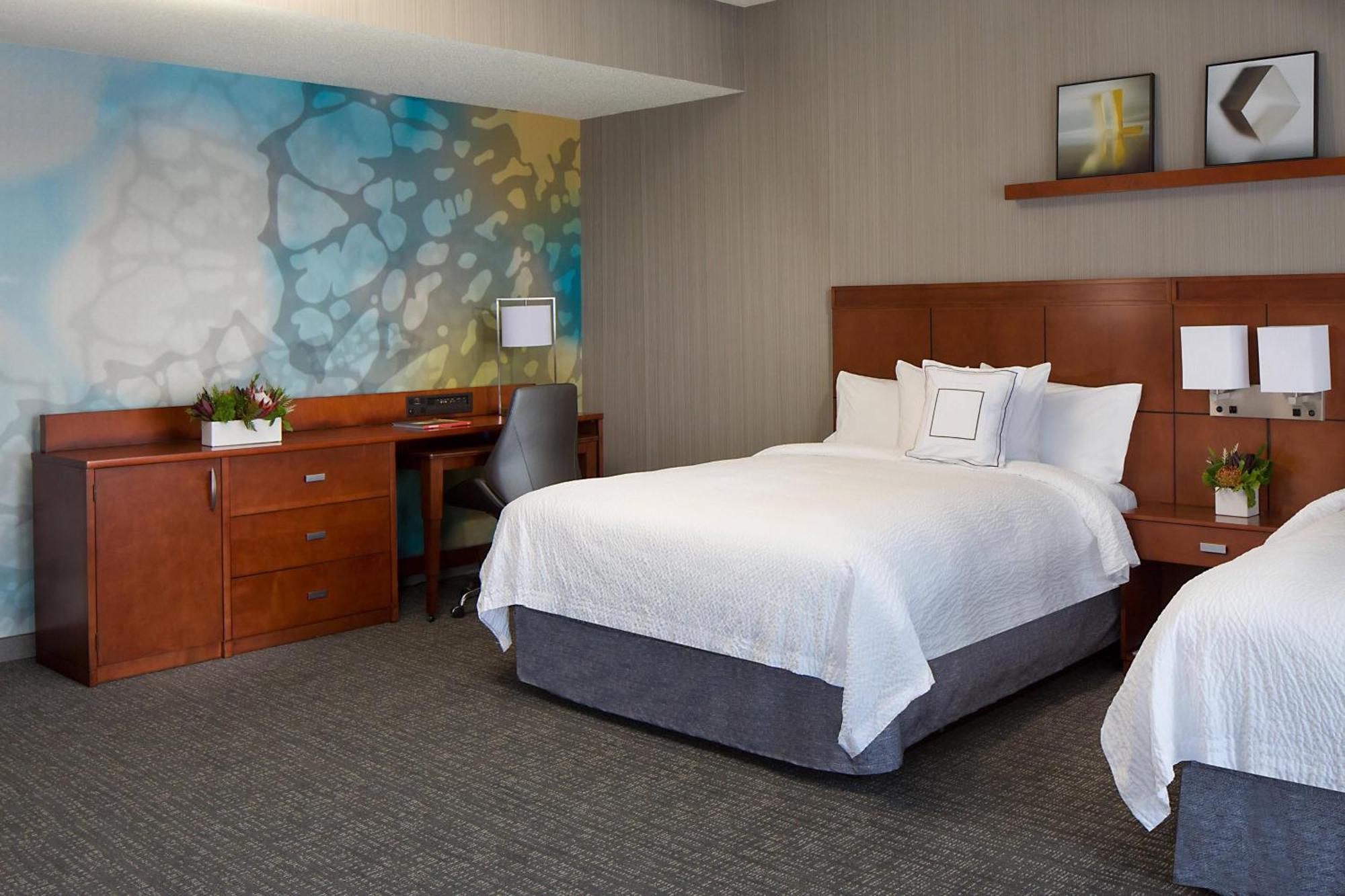 Courtyard Grand Rapids Downtown Hotel Ngoại thất bức ảnh