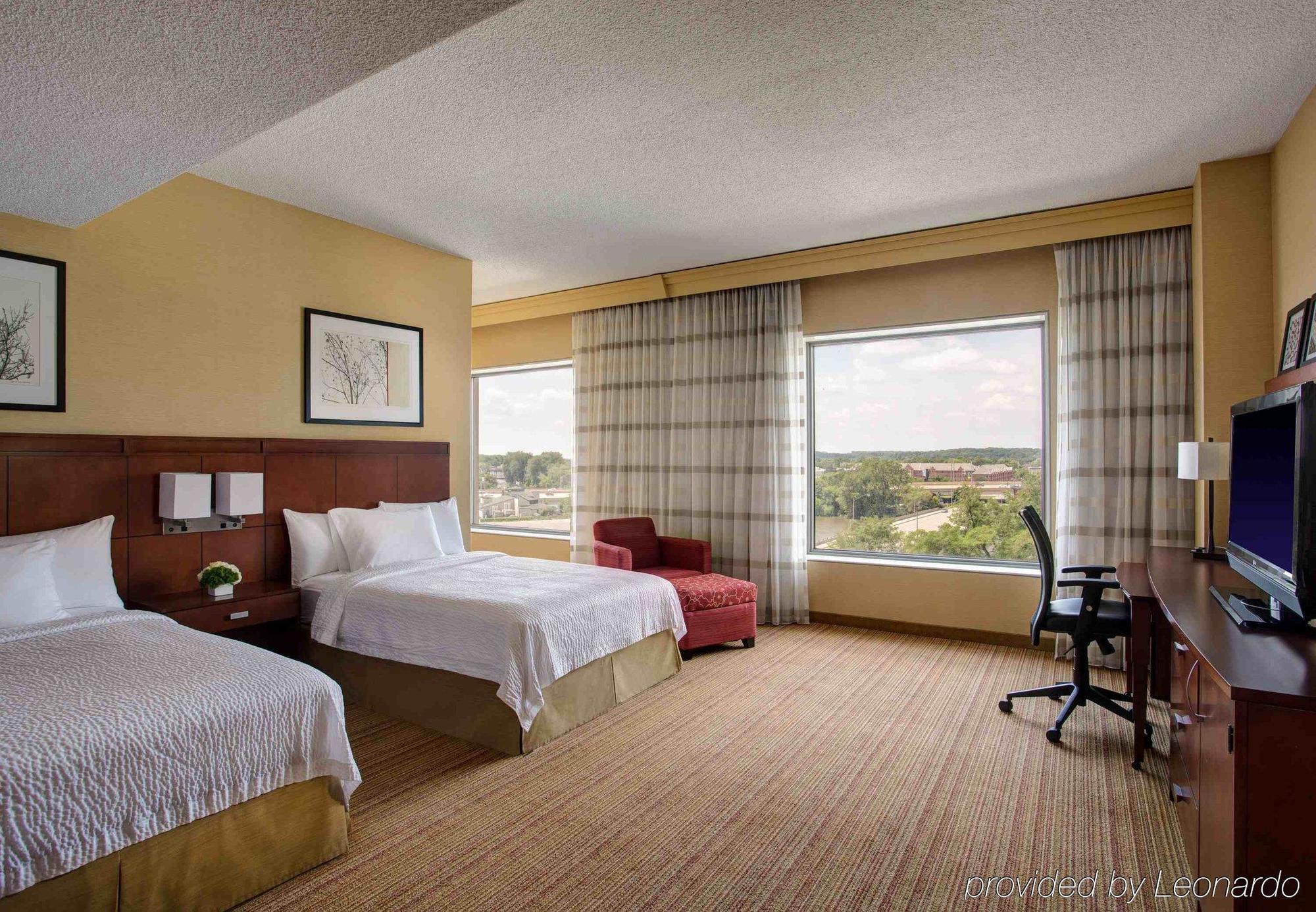 Courtyard Grand Rapids Downtown Hotel Ngoại thất bức ảnh