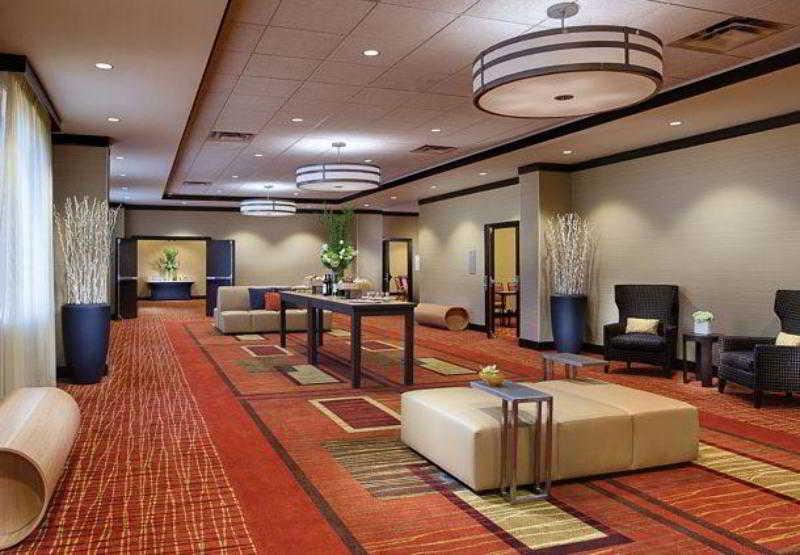 Courtyard Grand Rapids Downtown Hotel Ngoại thất bức ảnh