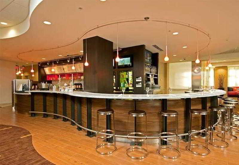 Courtyard Grand Rapids Downtown Hotel Ngoại thất bức ảnh